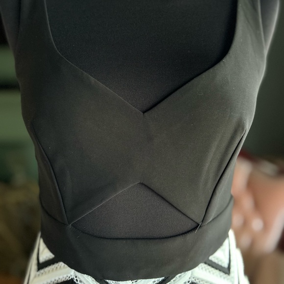 Betsy & Adam Black and White A-Line Dress with Cutout - Picture 5 of 10